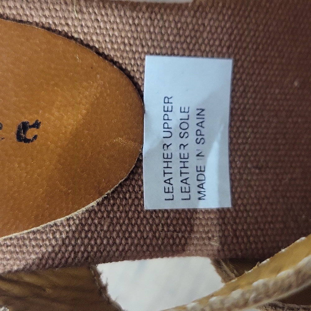 BETTYE MULLER made in Spain Camel Leather Upper Slip-On 4" Platform Sandals - Picture 3 of 13